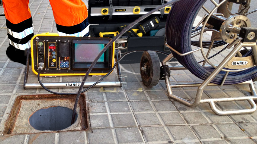 Fontaneria-Ibañez-Camara-inspeccion